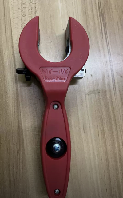 Essential tools for the home 3-Piece Ratcheting Tubing Cutter Set - Image 3