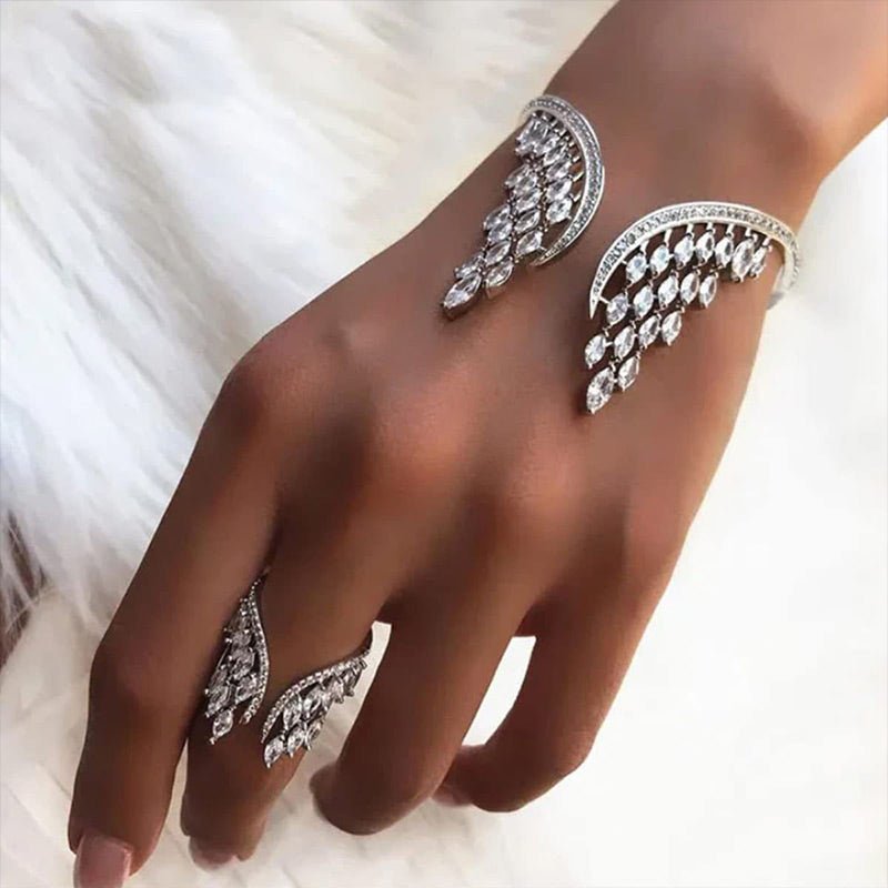New Year Offer Ring And Bracelet In Alloy With Angel Wings