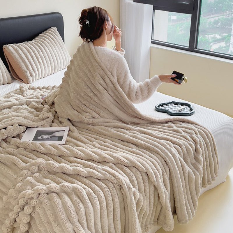 Winter Discount- Super Soft Throw Blanket for Couch - Image 2