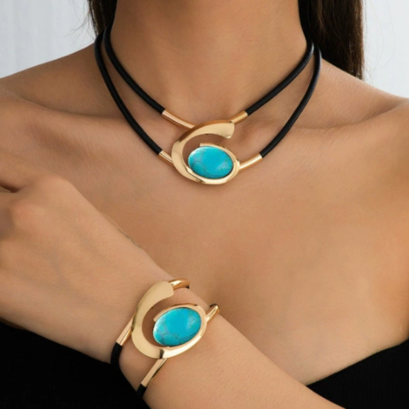 Vintage Boho Necklace & Bracelet Set - Image 2
