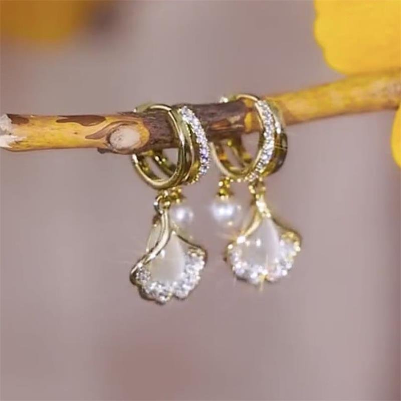 Apricot Leaf Pearl Earrings Romantic Valentine's Day Gift