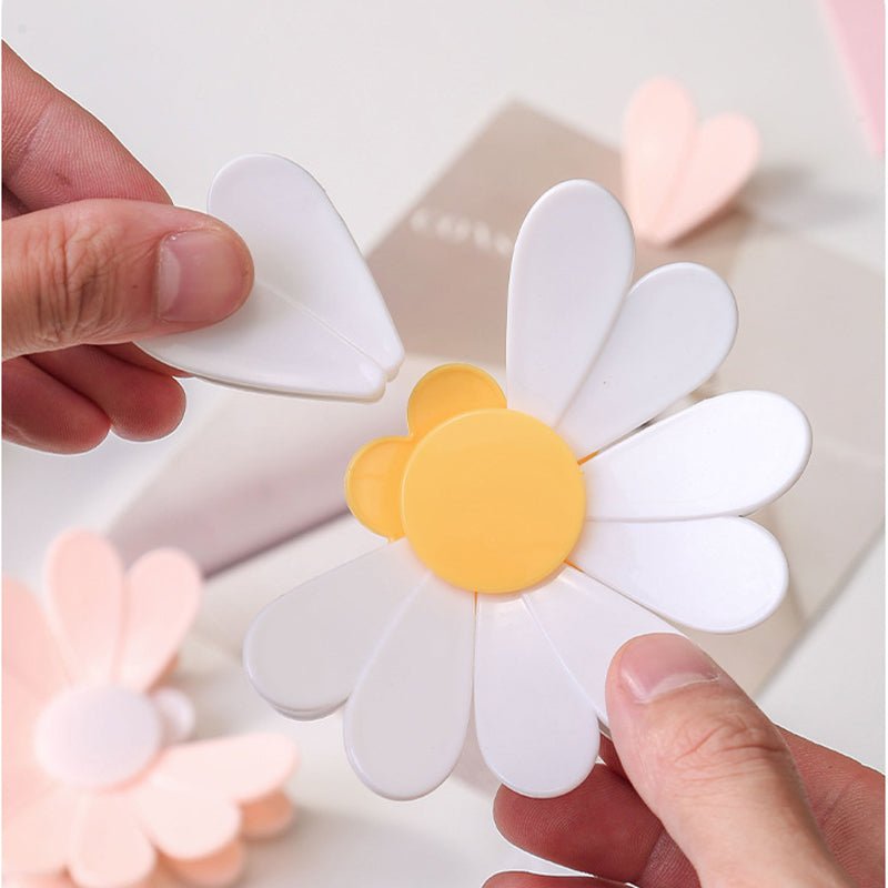 Magnetic Daisy Blossom Sealing Clip Set - Image 2
