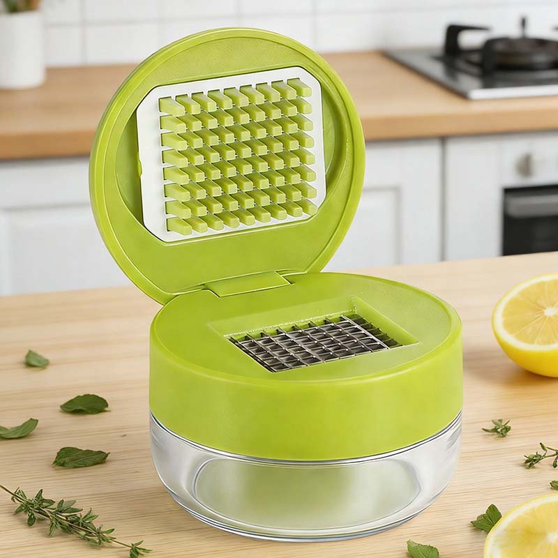 ONLY £8.99!! Mini Garlic Chopper and Press with Container - Image 2