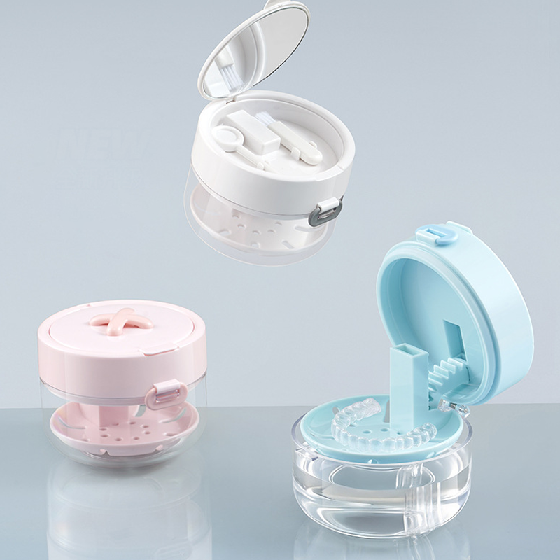 All-in-One Retainer Storage Case - Keep Retainer Clean & Safe - Image 2