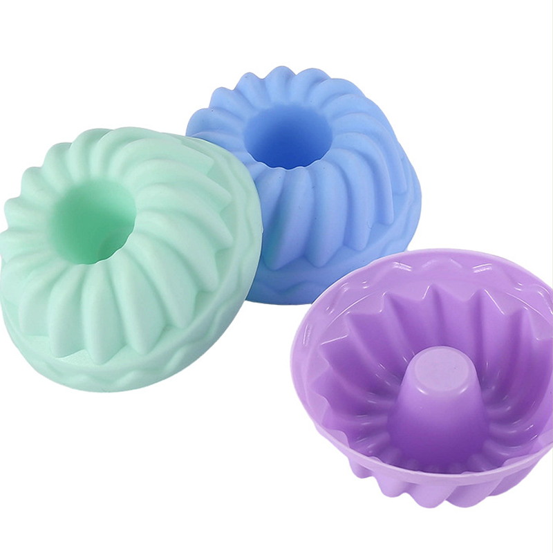 Silicone Baking Cups – Non‐stick, reusable & oven‐safe - Image 2