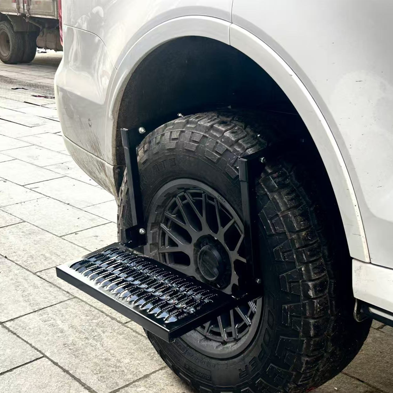 Heavy-Duty Folding Tire Step for Roof Access - Image 3