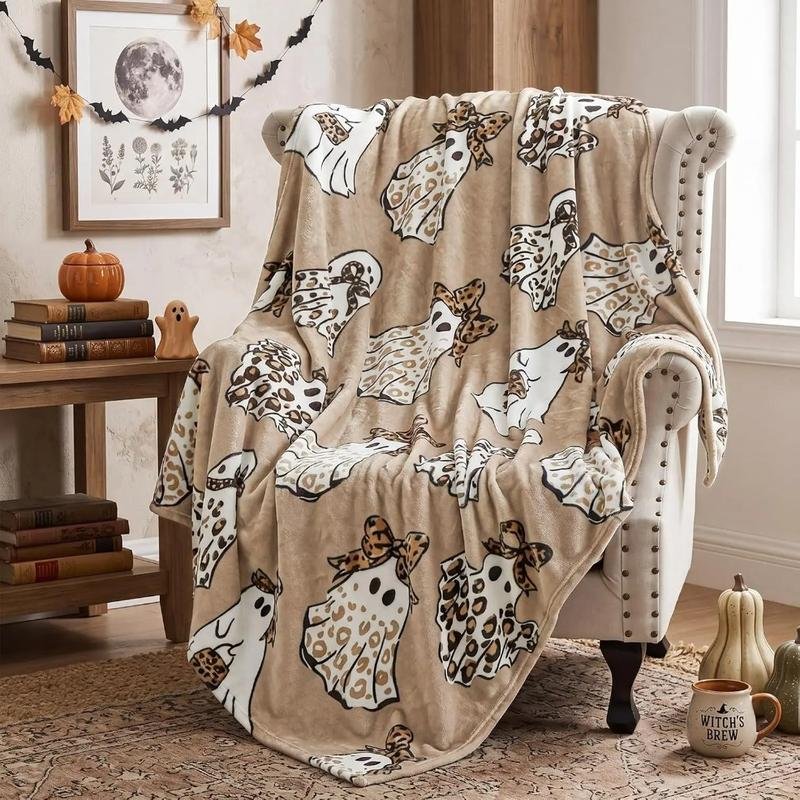 Halloween Ghost Print Cozy Throw Blanket - Image 2