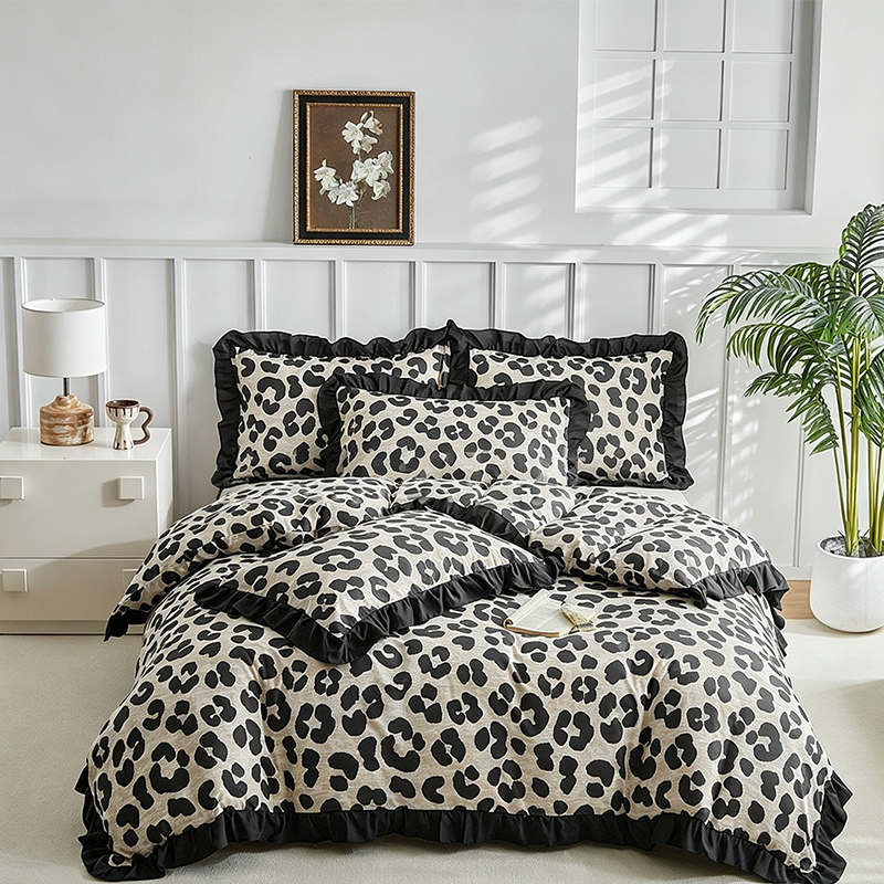 Leopard Print Ruffled Duvet Cover Set - Image 3