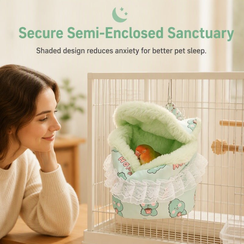 Warm Hanging Nest – Soft plush interior & sturdy hooks